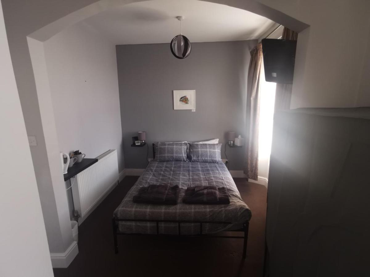 Tintagel Arms Bed And Breakfast Exterior foto