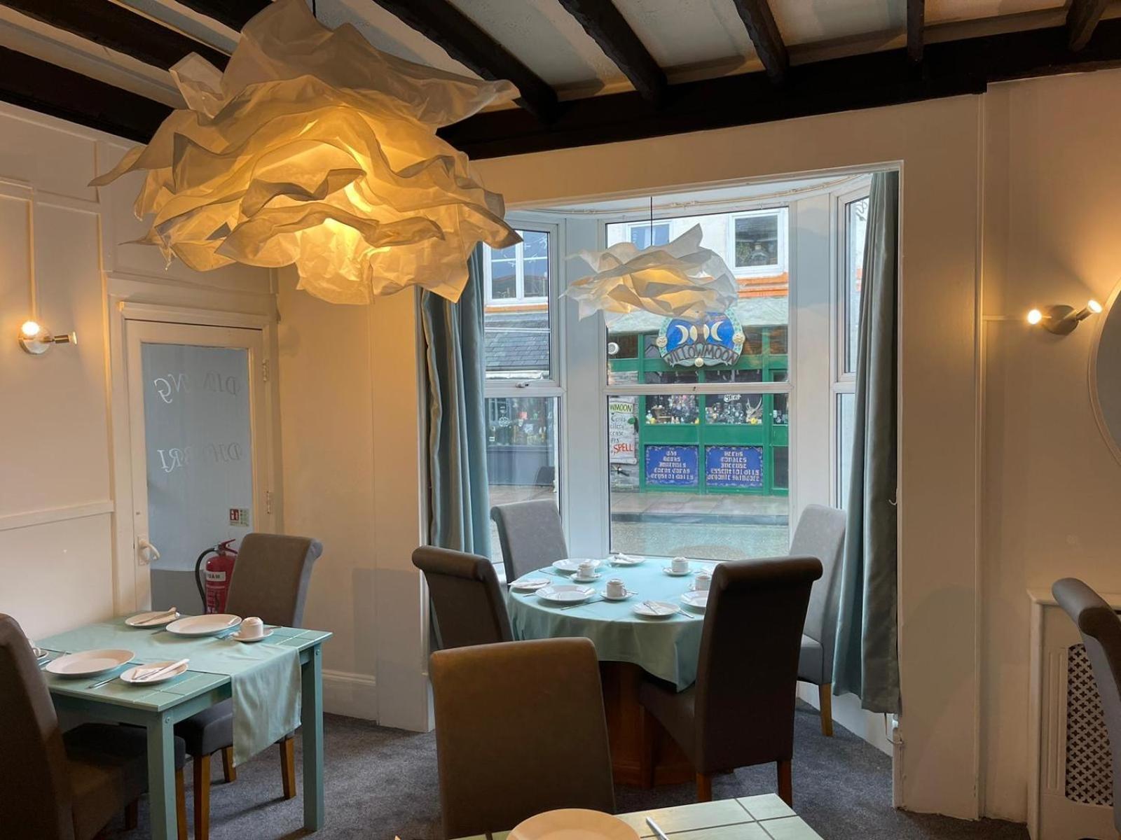 Tintagel Arms Bed And Breakfast Exterior foto
