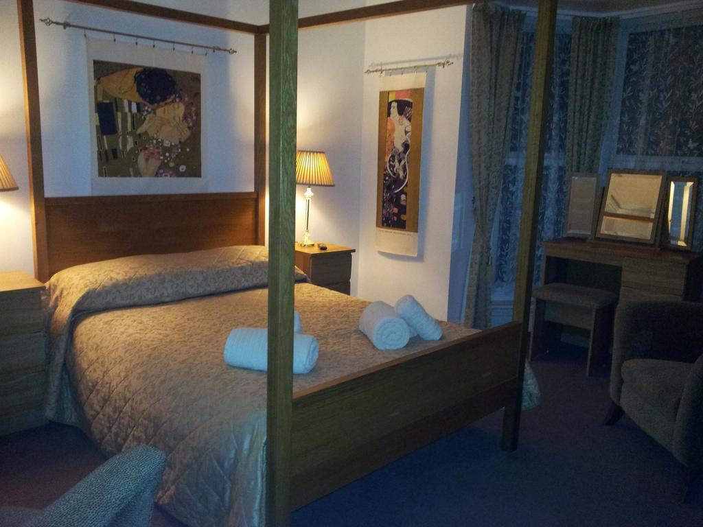 Tintagel Arms Bed And Breakfast Exterior foto