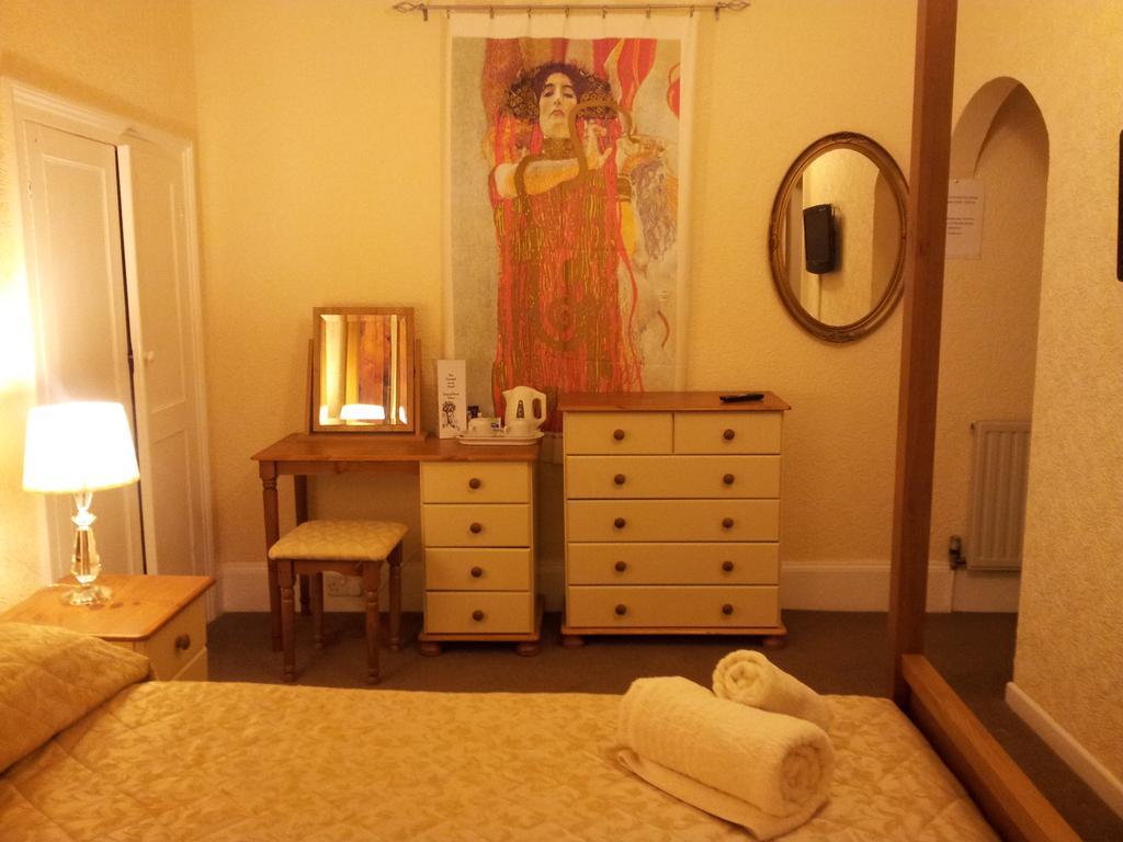 Tintagel Arms Bed And Breakfast Exterior foto