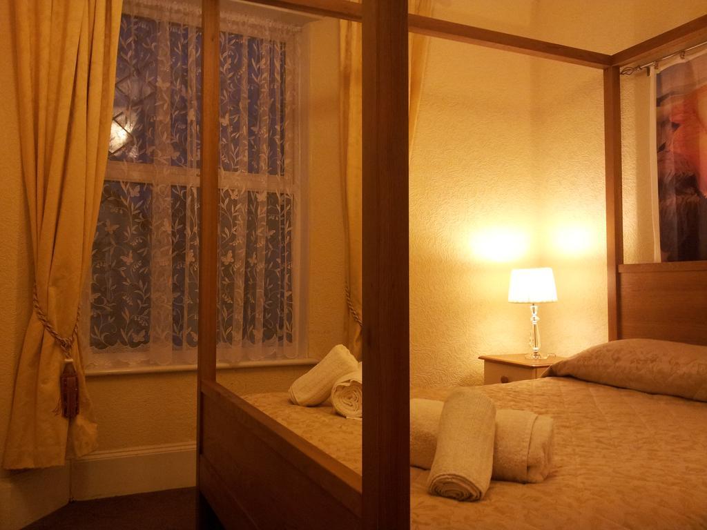 Tintagel Arms Bed And Breakfast Exterior foto
